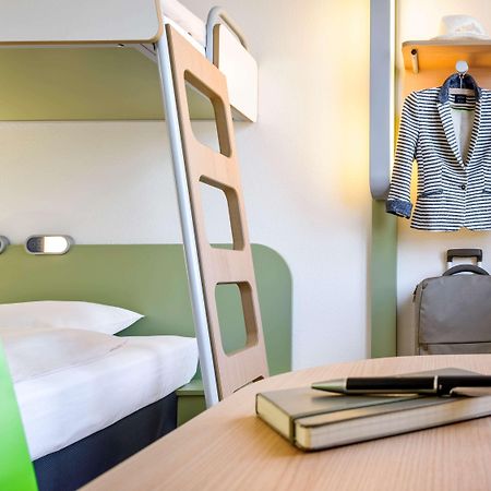 Ibis Budget Bilbao Баракальдо Экстерьер фото