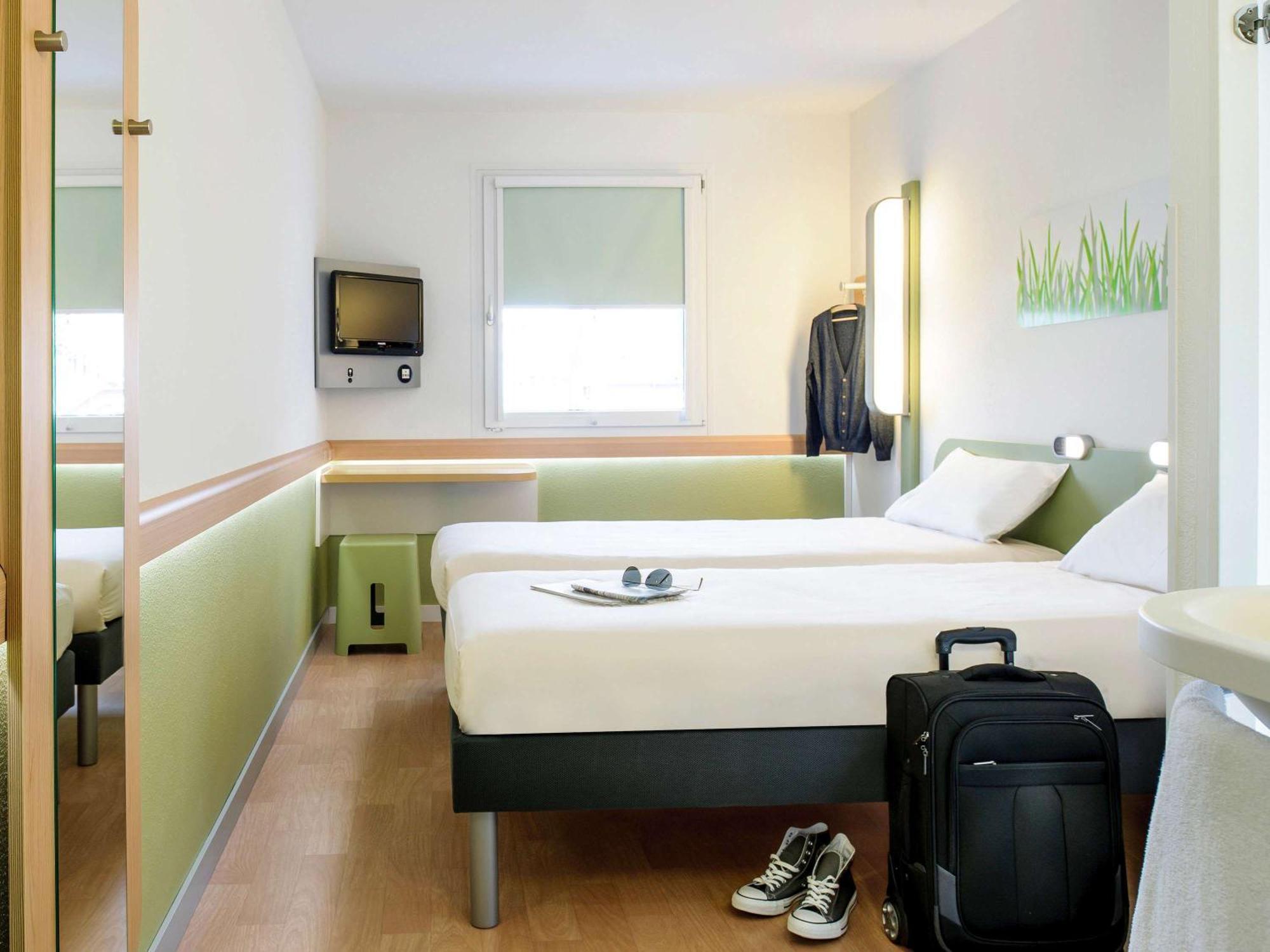 Ibis Budget Bilbao Баракальдо Экстерьер фото