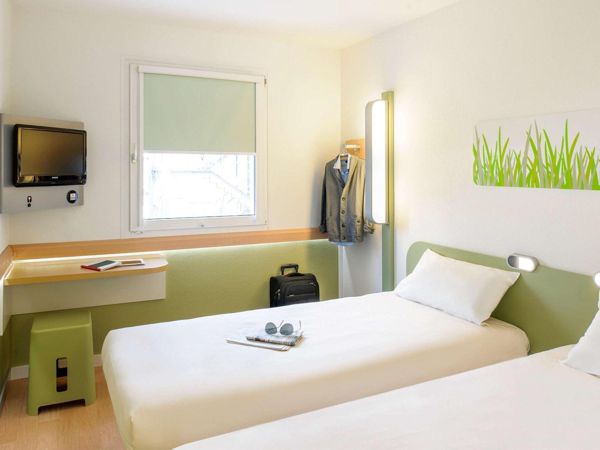 Ibis Budget Bilbao Баракальдо Экстерьер фото