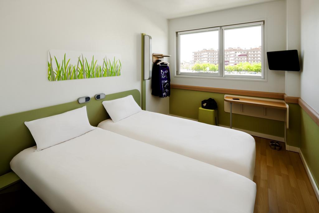 Ibis Budget Bilbao Баракальдо Номер фото